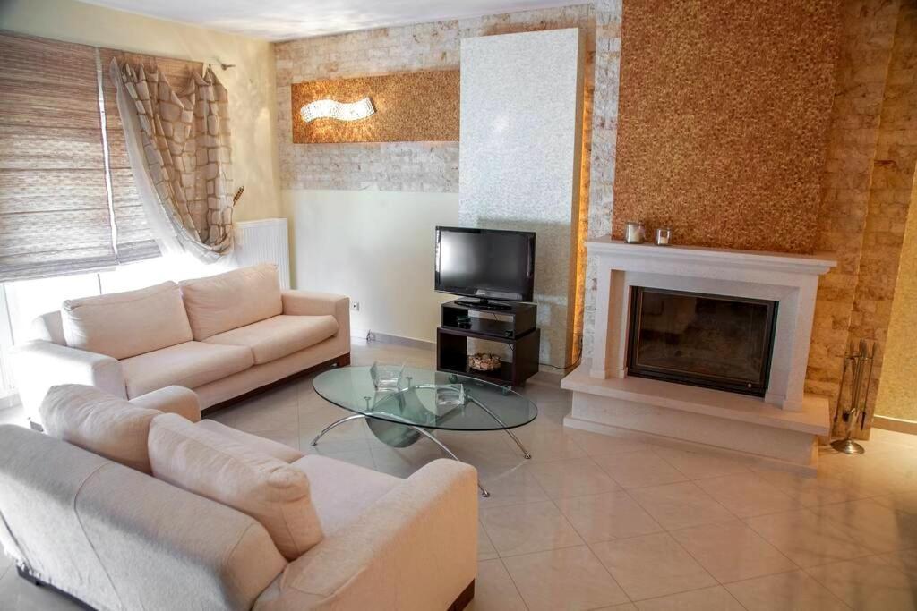 Luxurious West Side Maisonette In Alexandroupolis Villa Esterno foto